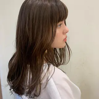 セミロング カラー 顔周りレイヤー 🎀マリノのヘアスタイル