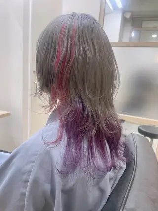 セミロング カラー EMANON新宿南口所属・🦄中性ウルフ ☁️Shiori🦄のヘアスタイル