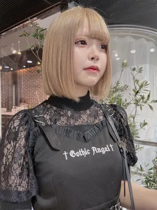 ショート カラー 酸性ストレート 🤍🎀honokaのヘアスタイル