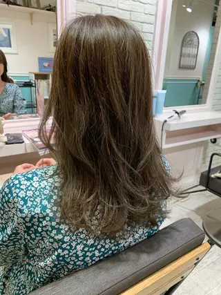 ロング カラー ヘアアレンジ ネイル マツエク・マツパ レイヤー＆カラー 人気美容師倉崎涼のヘアスタイル