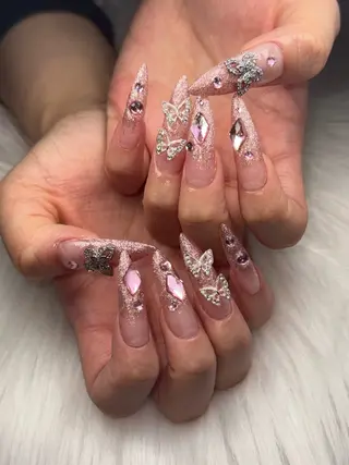 ネイル Nail Salon L'arc所属・💊大阪/心斎橋 moni🧠のネイルデザイン