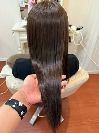 ロング くわこひなた 【下赤塚サロン🎀】のヘアスタイル