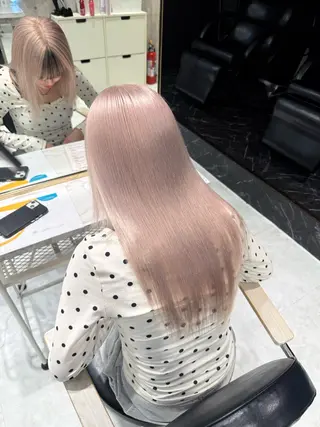 ミディアム カラー ヘアアレンジ ハイトーン特化/ 複雑履歴修正/拓真のヘアスタイル