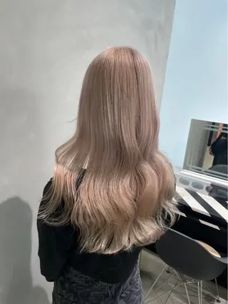 カラー offwhite Nano🪩🧡のヘアスタイル