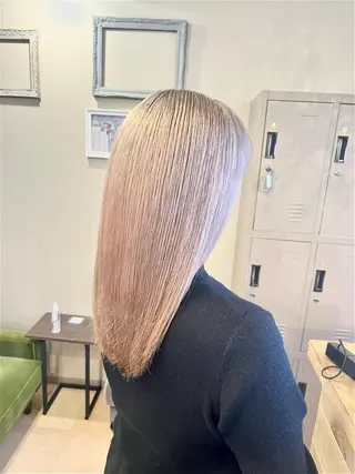 セミロング カラー S.BLOOM 川崎 翔哉のヘアスタイル