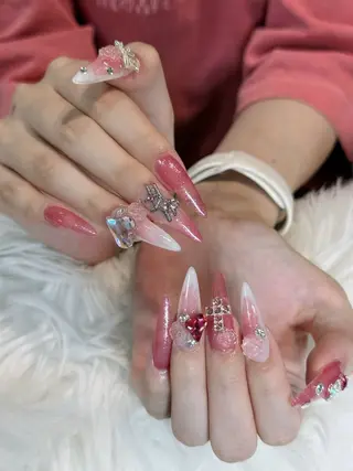 ネイル Julli NailStudioのネイルデザイン