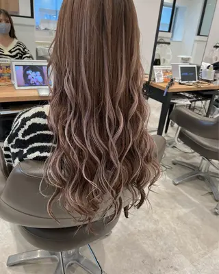 セミロング 安井まゆ _Box mico.のヘアスタイル