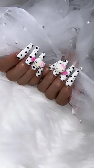 ネイル 高草木 桃香のネイルデザイン