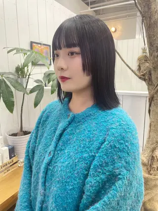 ミディアム Ann./艶髪 /レイヤーカットのヘアスタイル