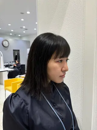 ミディアム 🩶米澤 美月🩶のヘアスタイル