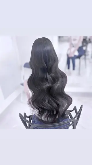 ロング カラー 𝑁𝑂𝐼𝑆𝑀 🎀 yume ✧₊のヘアスタイル