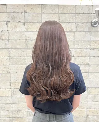 ロング カラー 橋本 桂のヘアスタイル