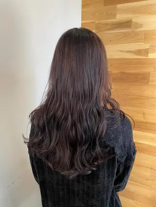 ロング 切りっぱなしボブイヤ リングカラー清水隆央のヘアスタイル