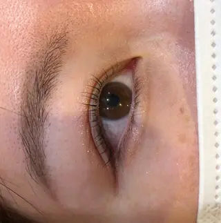 マツエク・マツパ MODEK'S あやねのヘアスタイル