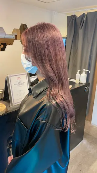 カラー リーフレ所属・榊原 七菜花のヘアスタイル