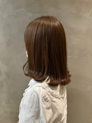 ミディアム 渡邊 彩乃のヘアスタイル