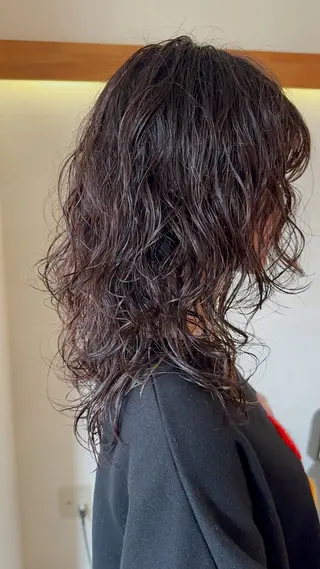 セミロング パーマ 梅田 illfrere 所属・イルフレール ryuのヘアスタイル