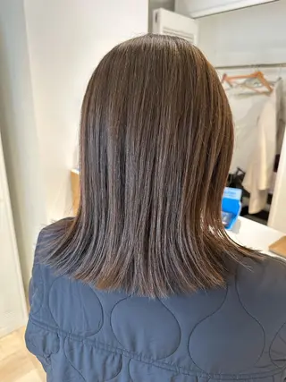 ミディアム Annie 吉田 裕美のヘアスタイル