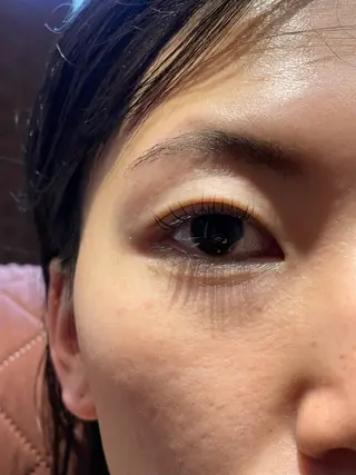 マツエク・マツパ cure所属・井上 真里奈のヘアスタイル