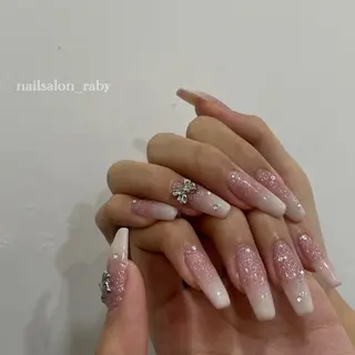 ネイル Raby 浅草店所属・raby KESAMIのネイルデザイン