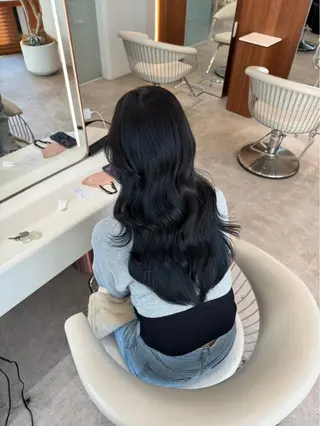 セミロング カラー kutti ／渋谷のヘアスタイル