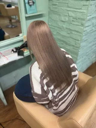 カラー ブリーチカラー/ maru🩵💚のヘアスタイル