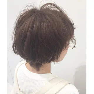 ショート カラー パーマ ヘアアレンジ 透明感♡︎♡︎ 佐々木早苗のヘアスタイル
