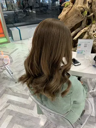 セミロング カラー 🧁はるひ/ ZEST八王子🟡のヘアスタイル