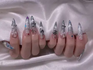 ネイル M2ネイルサロン【長さ出し&フィルイン導入店】所属・長さ出し専門店 RIRIのネイルデザイン