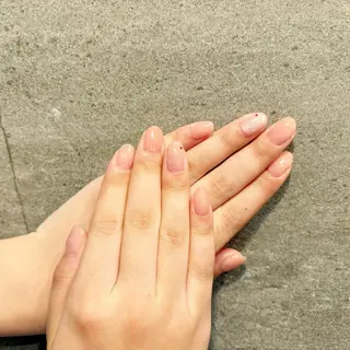 ネイル スパイラル牛川通店所属・花木 ひかりのネイルデザイン