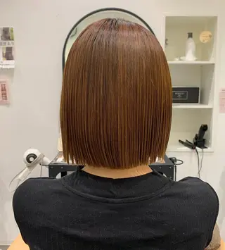 ミディアム カラー 生尾 虹水のヘアスタイル