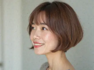 ショート カットモデル 無料🌼岩山のヘアスタイル