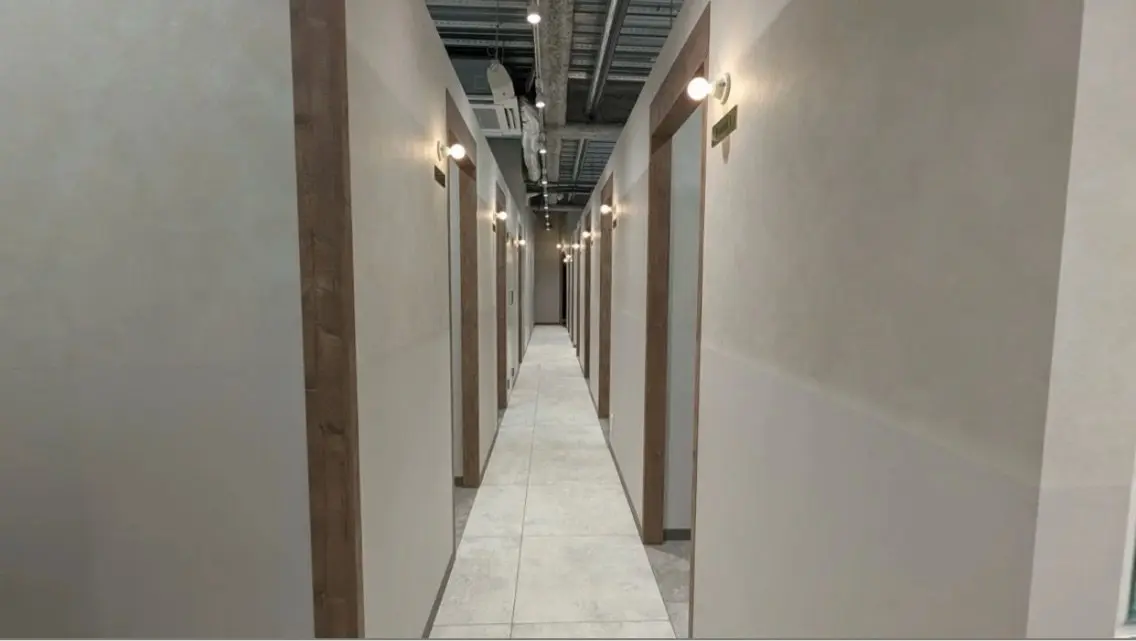 SALOWIN 栄3丁目店の内観・外観2