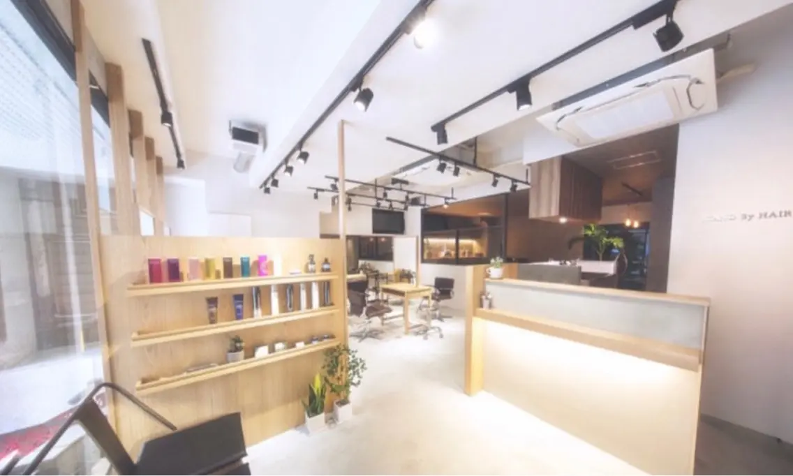 STANDByHAIRの内観・外観1