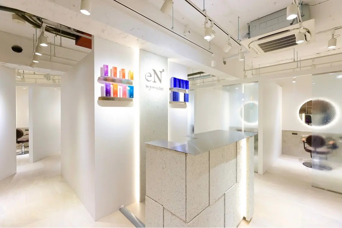 eN°   by youres hair 飯田橋店の内観・外観1