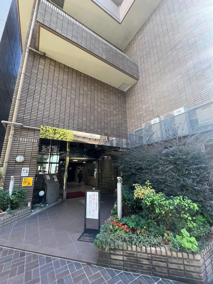 Eyebrow salon RASHIKUの内観・外観2