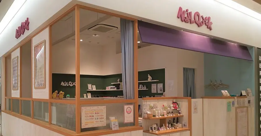 ネイルクイック武蔵小杉店の内観・外観1