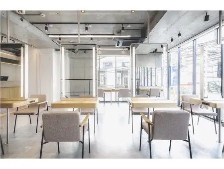 WaysTOKYO神宮前本店の内観・外観2