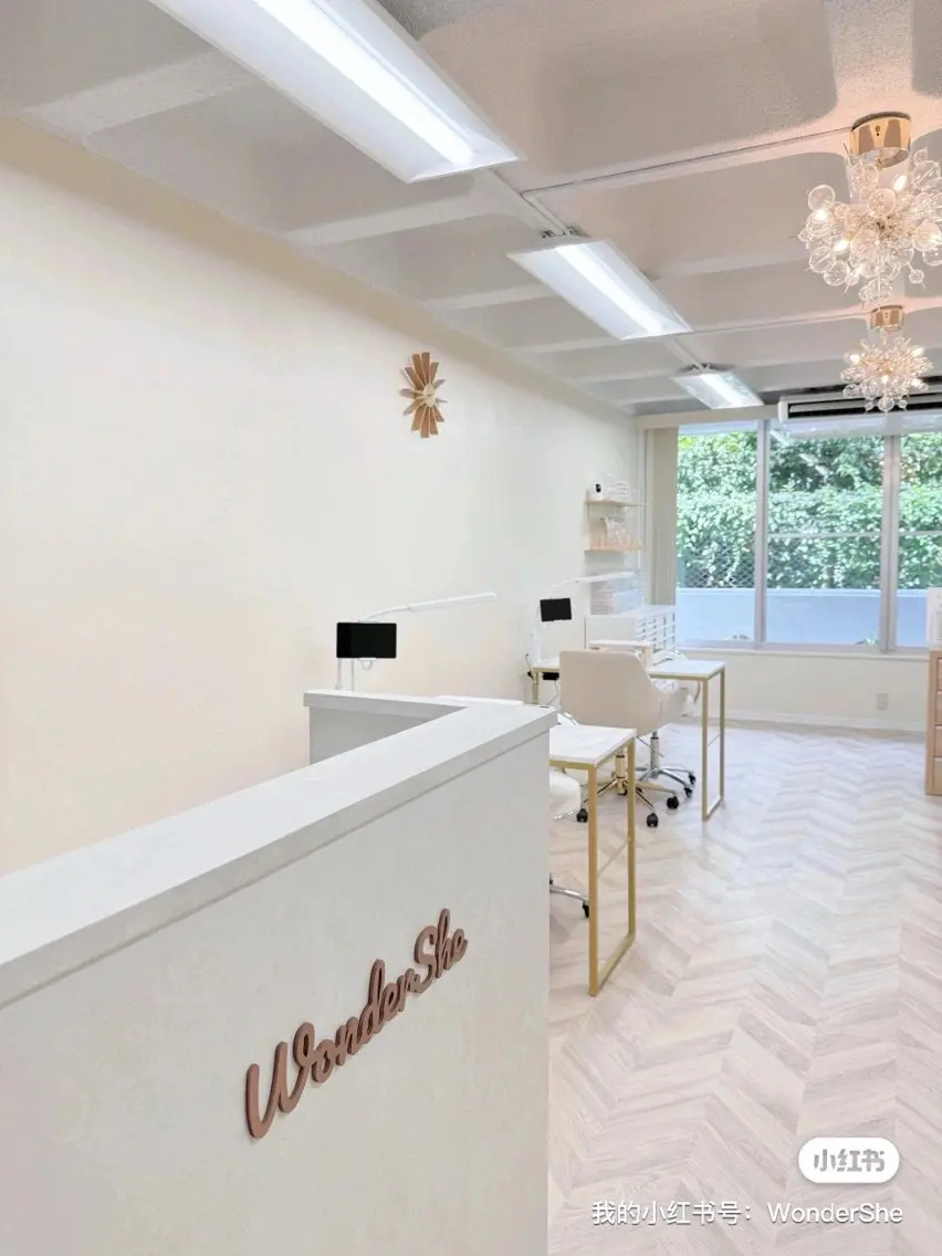 WonderShe nailsalon 表参道の内観・外観1