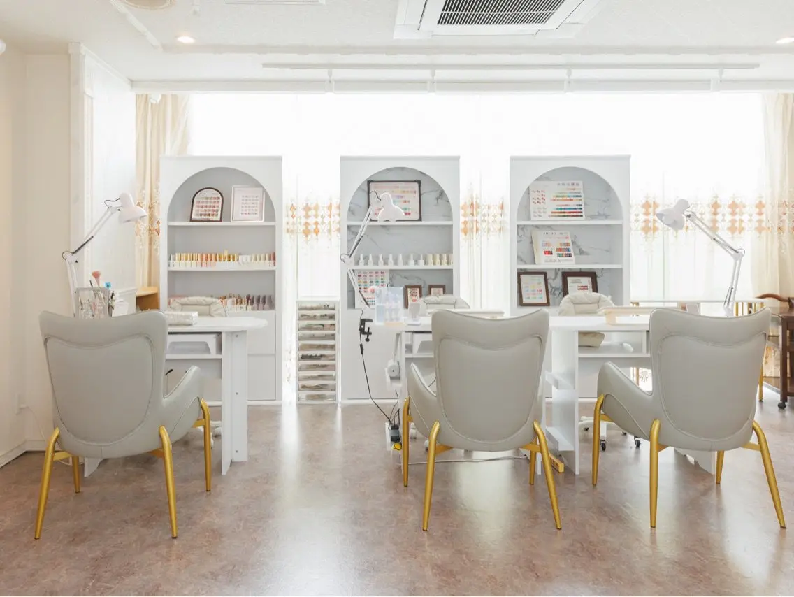 U.MI Nail  Salonの内観・外観2