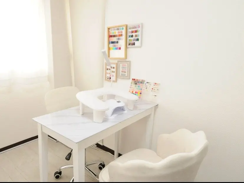 Nail&Eye pomaikaiの内観・外観1
