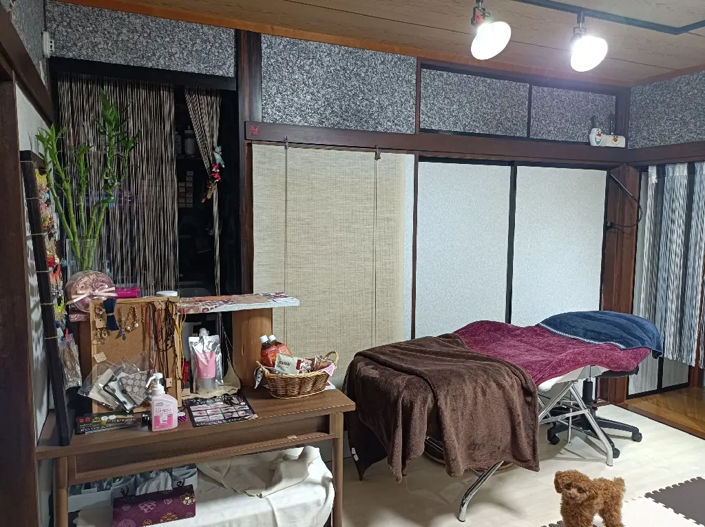 Maronの内観・外観1