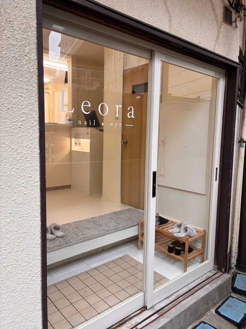 Leora nail+eyeの内観・外観1