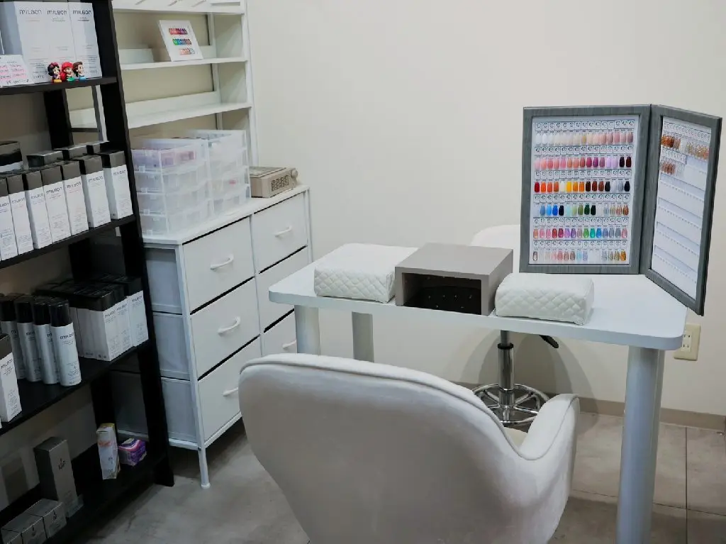 Hina nailの内観・外観2