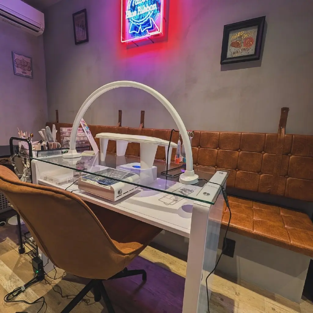 THREE Nail studioの内観・外観1