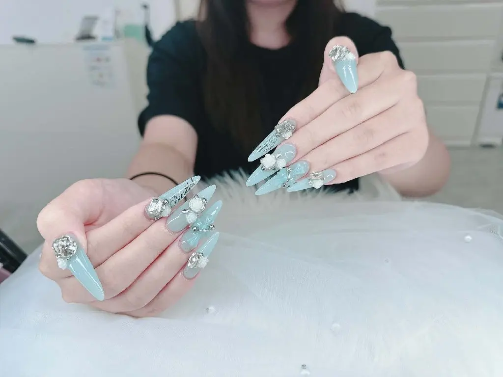 Miyu nailの内観・外観1