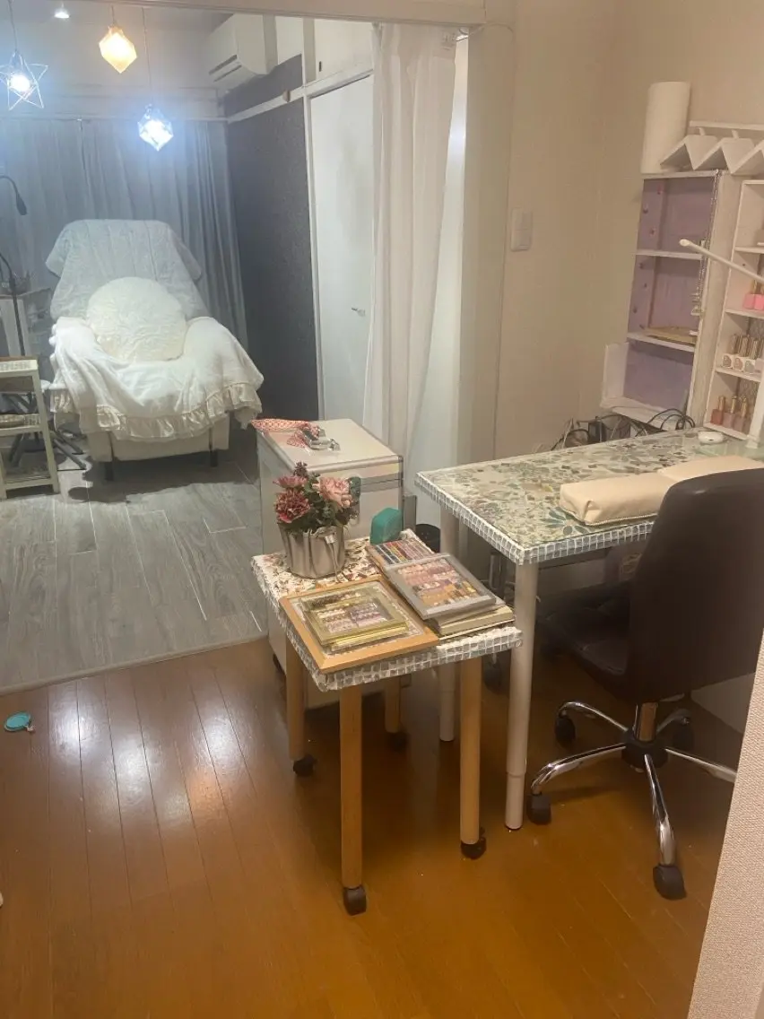 nailbiosの内観・外観1