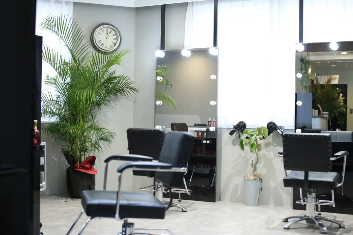 AMI Hair Supplyの内観・外観1