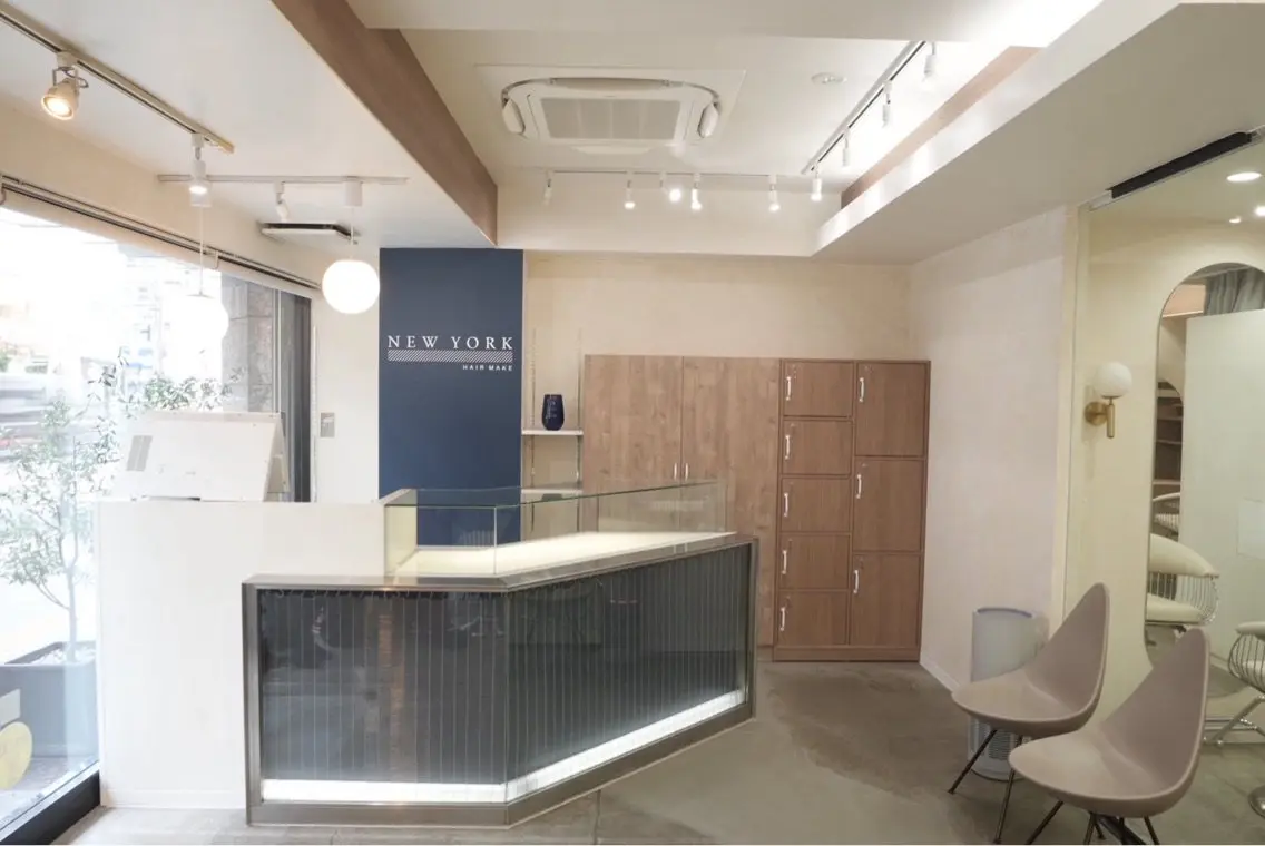 ヘアメイクニューヨーク根津店の内観・外観1