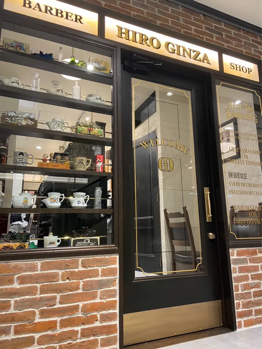 ヒロ銀座バーバーショップ大阪本店の内観・外観1